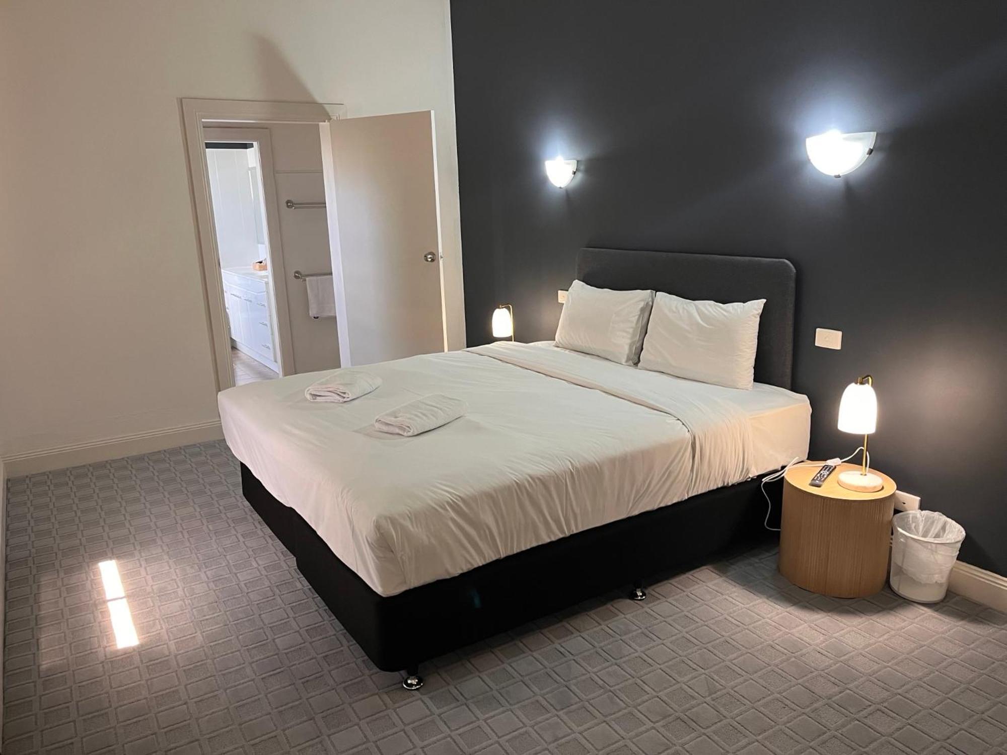 Prince Of Wales Hotel Wagga Wagga Zewnętrze zdjęcie